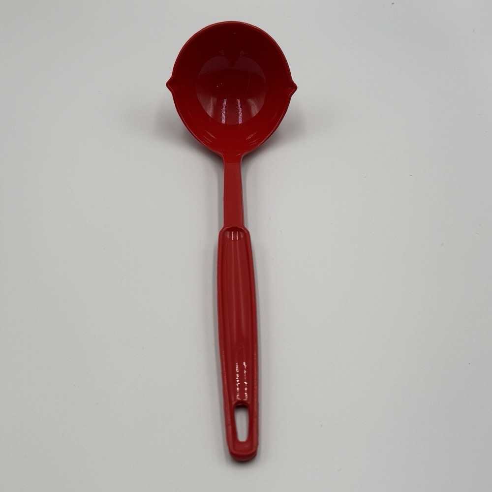 Vintage EKCO Red Plastic Soup Ladle USA Made‎ Mid Century Kitchen Utensil